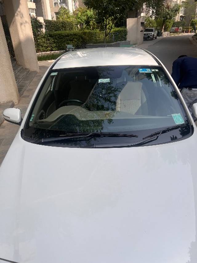 https://images10.gaadi.com/usedgaadi-sellcar/UsedCar/f5cdca7ea/72d1ce9b-bbe8-4104-a54e-2ce8c3ac5795.jpeg?imwidth=6401