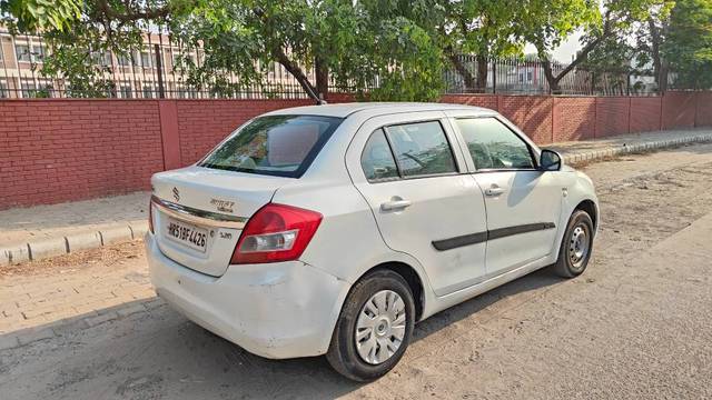 https://images10.gaadi.com/usedgaadi-sellcar/UsedCar/f5cde51ca/17cfbf17-b640-4ca3-ac2c-bb1318ac15ef.jpg?imwidth=6400