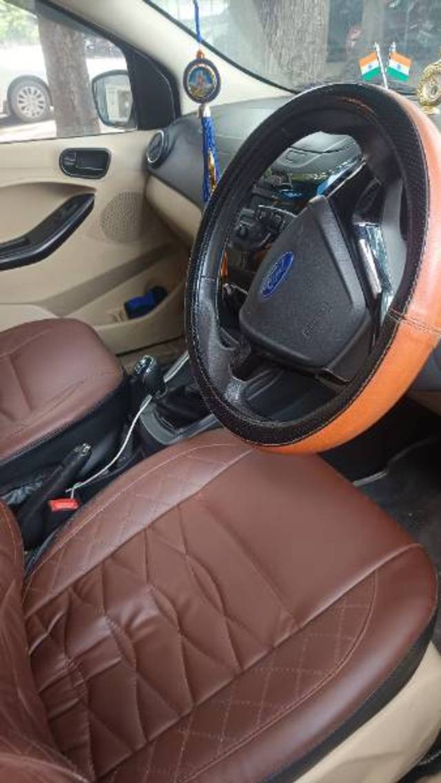 https://images10.gaadi.com/usedgaadi-sellcar/UsedCar/f5ce43d7a/7a38c079-4184-4de4-b964-106725ac4385.jpg?imwidth=6400