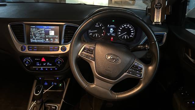 https://images10.gaadi.com/usedgaadi-sellcar/UsedCar/f5ce88cca/cec50ee3-5910-4d99-a826-b12e3e941f11.jpeg?imwidth=6402