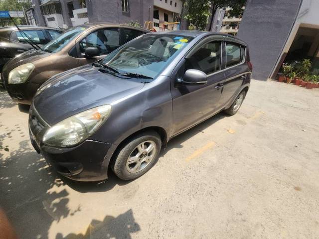 https://images10.gaadi.com/usedgaadi-sellcar/UsedCar/f5cfa9bda/c000f88e-8550-4e56-a3de-7a33ccd670ea.jpg?imwidth=6400