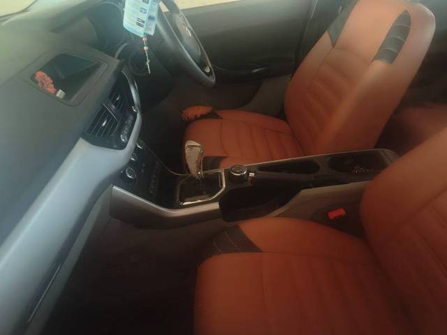 https://images10.gaadi.com/usedgaadi-sellcar/UsedCar/f5d04885a/88fbf28e-f84a-4d5c-a9f3-183f5a15316c.jpg?imwidth=6400