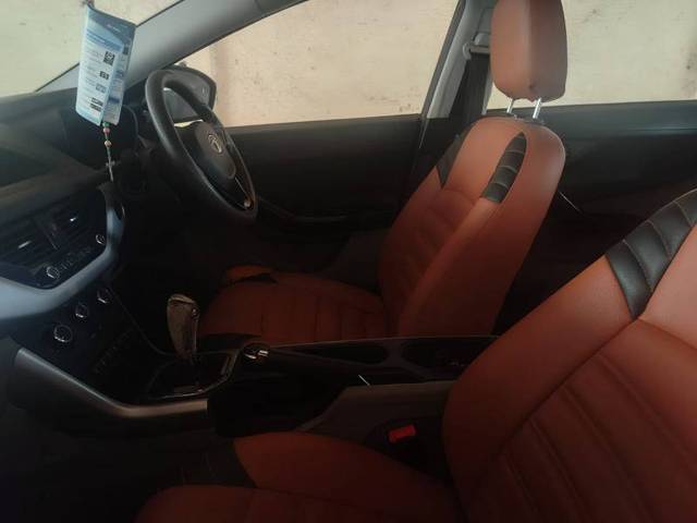 https://images10.gaadi.com/usedgaadi-sellcar/UsedCar/f5d04885a/9adfa8cd-d3f1-4d81-8f70-b65e6bb19749.jpg?imwidth=6401