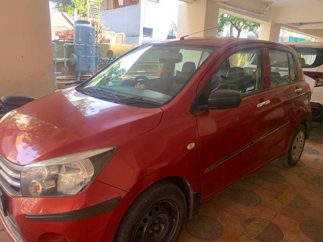 https://images10.gaadi.com/usedgaadi-sellcar/UsedCar/f5d06372a/c0ee1dec-fc8b-422d-ba04-14cb4c3b34b4.jpg?imwidth=6400