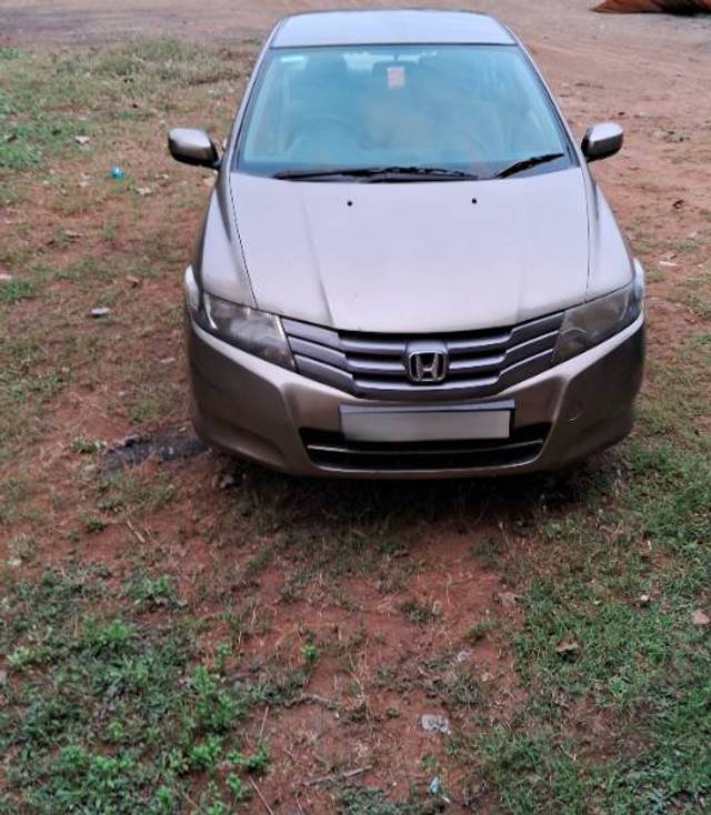 https://images10.gaadi.com/usedgaadi-sellcar/UsedCar/f5d075b3a/02fbefb9-5b43-4912-a842-b9cdae159082.jpg?imwidth=6402