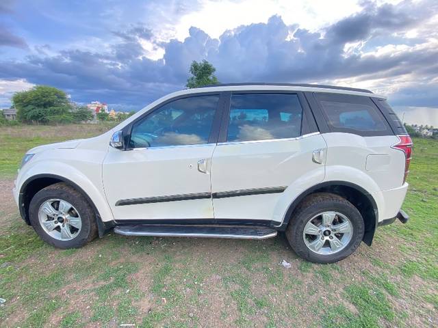 https://images10.gaadi.com/usedgaadi-sellcar/UsedCar/f5d096cea/428ba71b-0f57-4ecc-8a96-0d0954e2b51d.jpeg?imwidth=6402