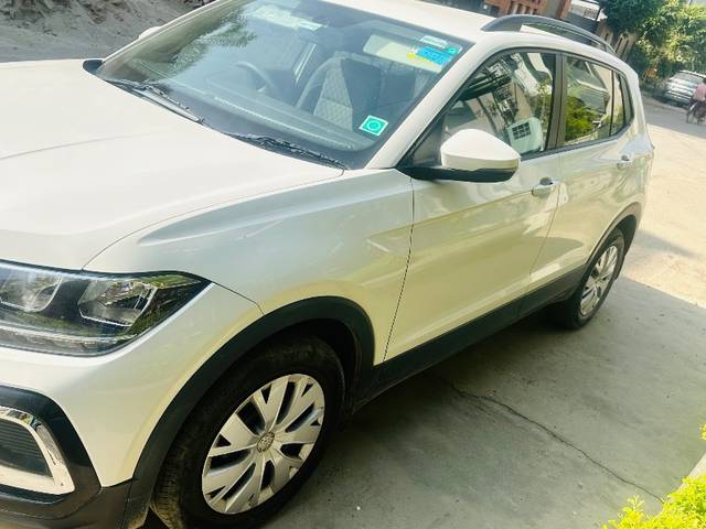 https://images10.gaadi.com/usedgaadi-sellcar/UsedCar/f5d1047aa/b0be97c1-ad1f-4eb0-9a33-047d194011e5.jpeg?imwidth=6400
