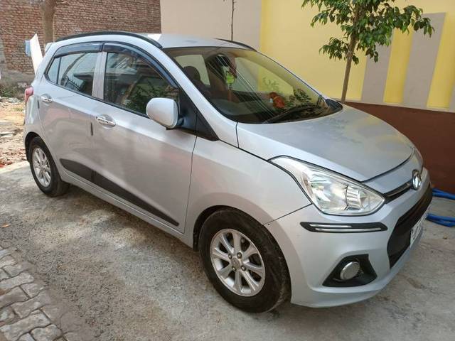 https://images10.gaadi.com/usedgaadi-sellcar/UsedCar/f5d1c533a/4a0ec06d-6ebc-45d3-85e2-dc61c1c77412.jpg?imwidth=6400