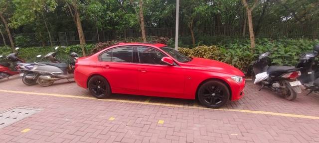 https://images10.gaadi.com/usedgaadi-sellcar/UsedCar/f5d2062ea/615e7758-6f88-4f9b-b777-289c137d4145.jpeg?imwidth=6400