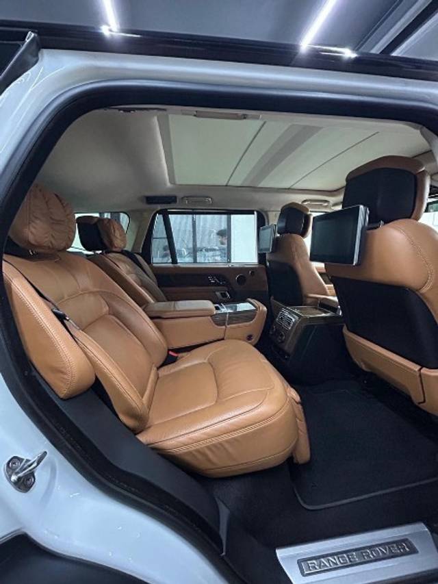 https://images10.gaadi.com/usedgaadi-sellcar/UsedCar/f5d25338a/18b701d9-b4b9-4973-8473-95dff19dd63c.jpeg?imwidth=6402