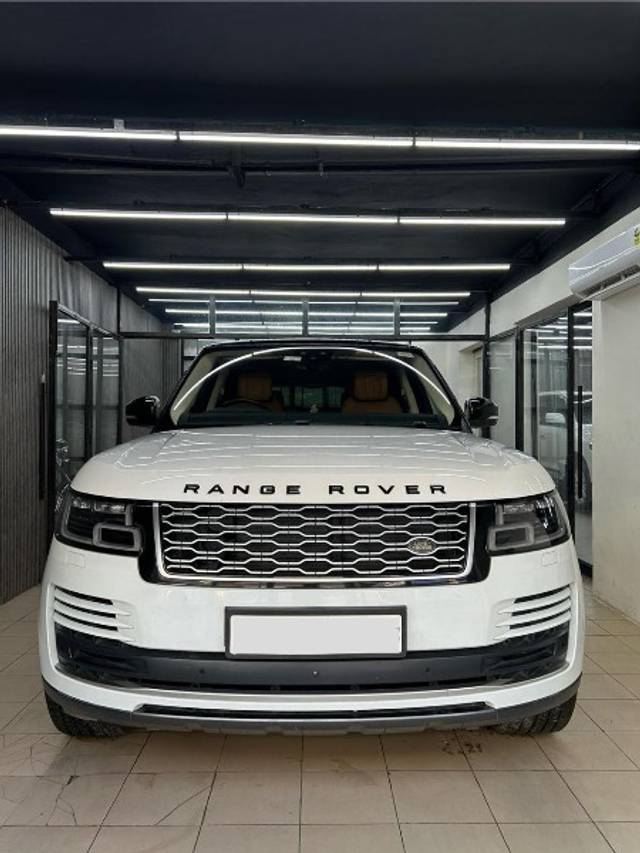 https://images10.gaadi.com/usedgaadi-sellcar/UsedCar/f5d25338a/289650e8-d05c-41b3-a4b2-528d7bfc634a.jpeg?imwidth=6400