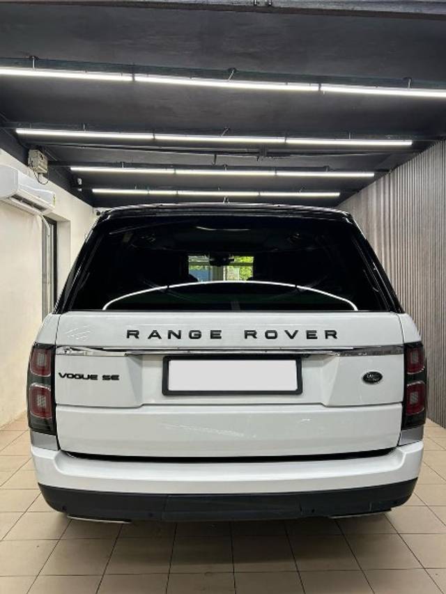 https://images10.gaadi.com/usedgaadi-sellcar/UsedCar/f5d25338a/4688e5ed-23cf-4ce6-96ad-24f6d9f8cb3a.jpeg?imwidth=6401
