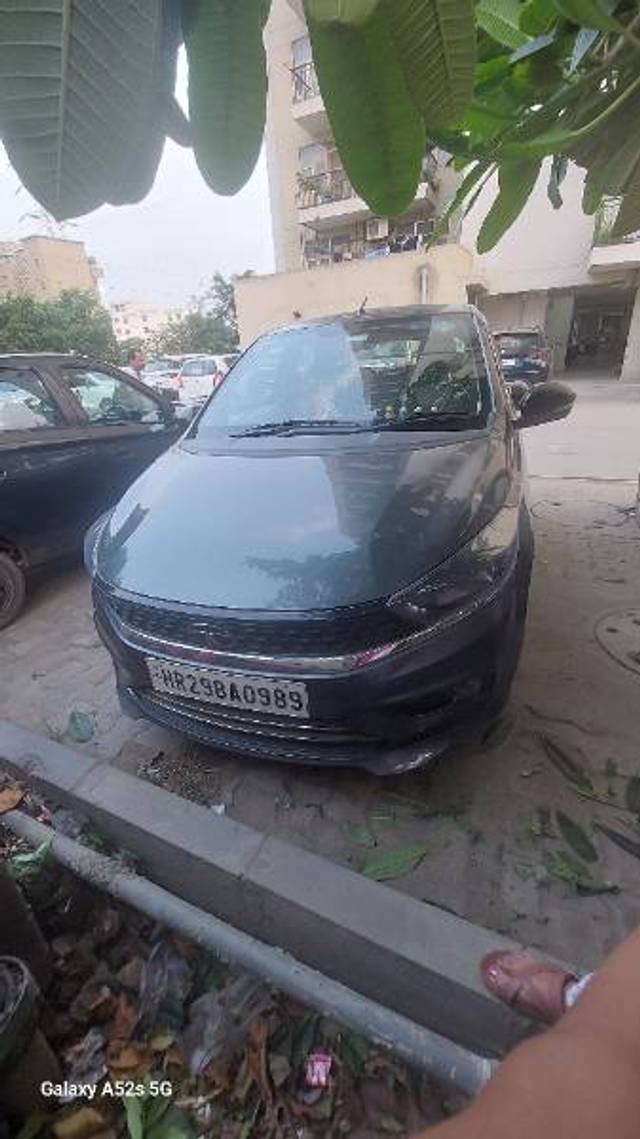 https://images10.gaadi.com/usedgaadi-sellcar/UsedCar/f5d26732a/cbb634d4-cbf3-43c1-ae0b-3da400b72cbe.jpg?imwidth=6400