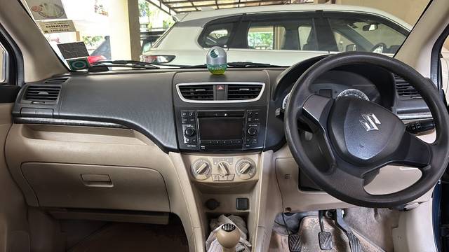 https://images10.gaadi.com/usedgaadi-sellcar/UsedCar/f5d287f0a/1b0dc511-e7fa-4a83-a013-92e749e75369.jpeg?imwidth=6401