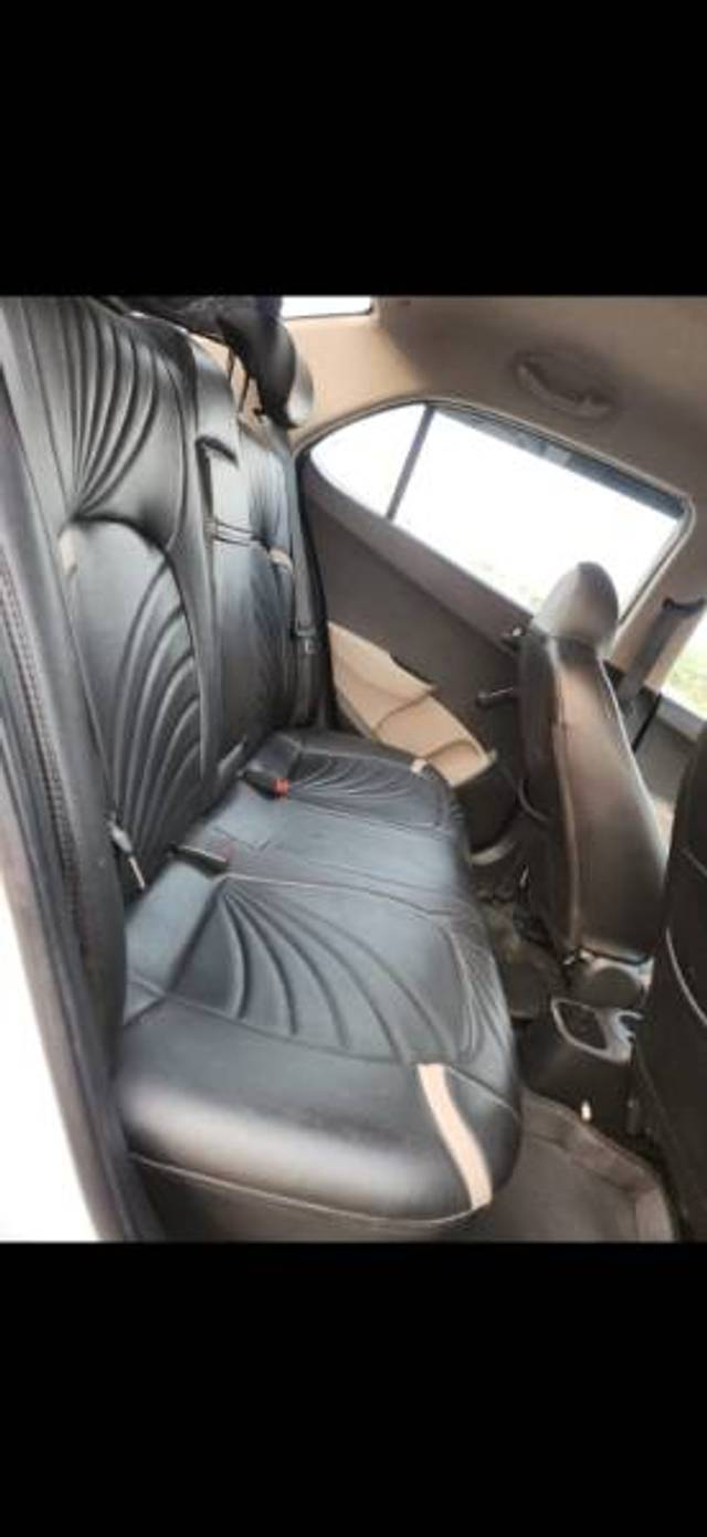 https://images10.gaadi.com/usedgaadi-sellcar/UsedCar/f5d2903ea/08259471-1a6a-4587-a753-8186c546f8dd.jpg?imwidth=6402