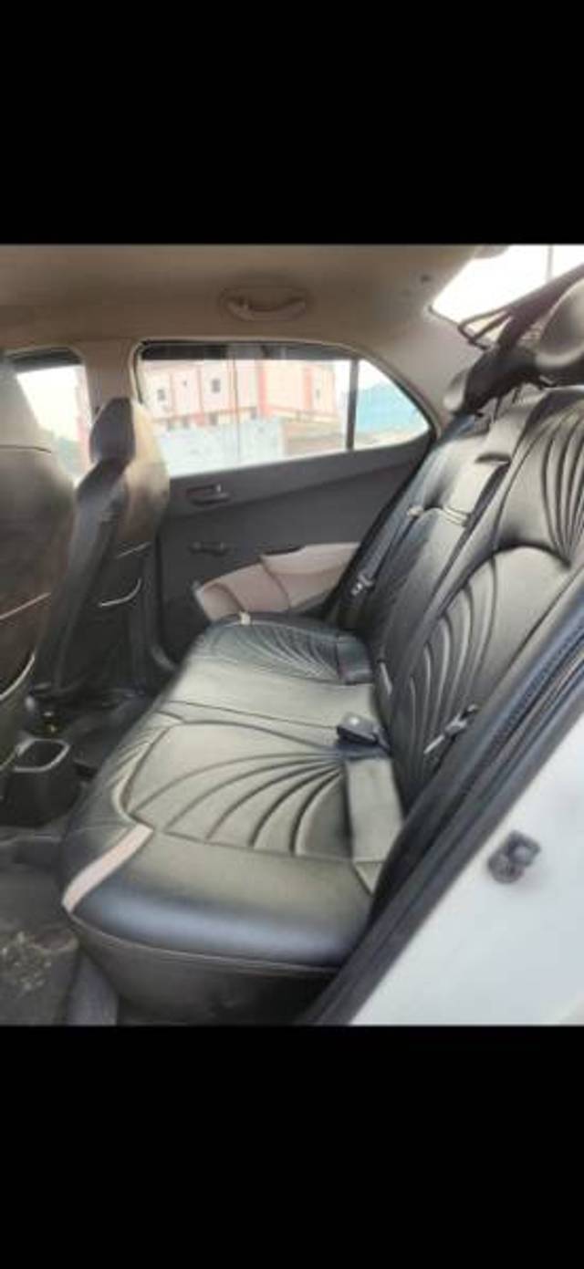 https://images10.gaadi.com/usedgaadi-sellcar/UsedCar/f5d2903ea/deb4c4d0-5307-4fff-b0a7-ac68116b9a2c.jpg?imwidth=6401