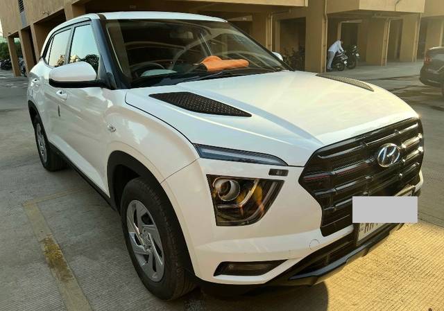 https://images10.gaadi.com/usedgaadi-sellcar/UsedCar/f5d37ceca/264508c4-9700-4097-8542-c21899f261c8.jpeg?imwidth=6400