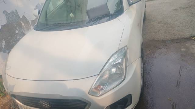 https://images10.gaadi.com/usedgaadi-sellcar/UsedCar/f5d38544a/519134b4-0218-44a8-a7ef-461a72a82b63.jpeg?imwidth=6402