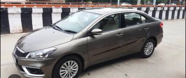 https://images10.gaadi.com/usedgaadi-sellcar/UsedCar/f5d3875da/97b6a335-faa4-4e30-b6e1-a9bae9e8e7b2.jpeg?imwidth=6402