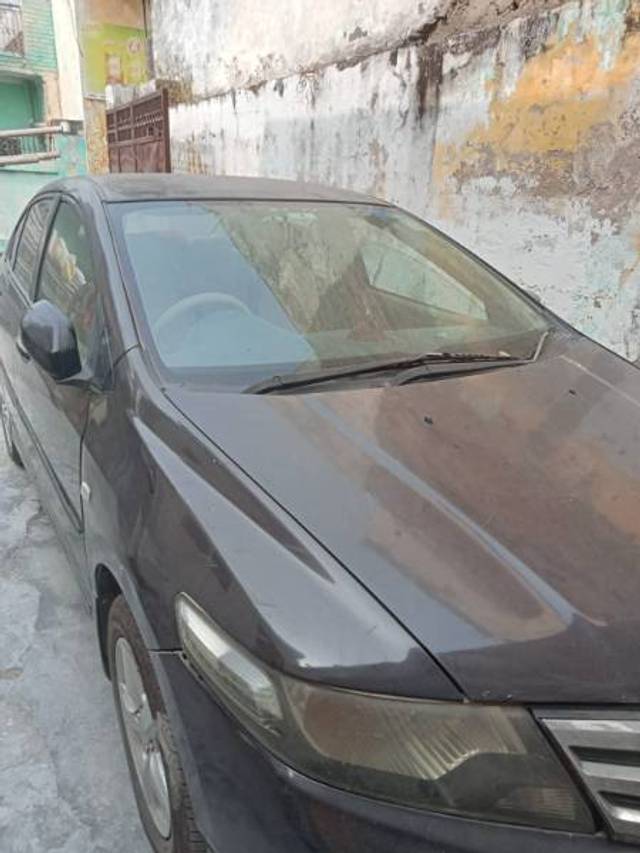 https://images10.gaadi.com/usedgaadi-sellcar/UsedCar/f5d39b27a/81383c25-f9a2-47f1-bcab-7d97693f86a3.jpg?imwidth=6400
