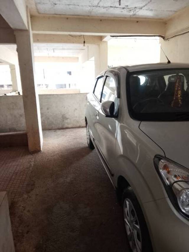 https://images10.gaadi.com/usedgaadi-sellcar/UsedCar/f5d3a210a/55f56eaa-82b4-406f-9e6f-e144e0fa23ec.jpg?imwidth=6400