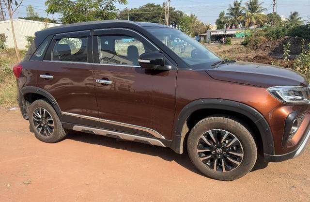 https://images10.gaadi.com/usedgaadi-sellcar/UsedCar/f5d3a6e1a/baf29240-8625-42af-9f1e-af65e1ce9982.jpg?imwidth=6402