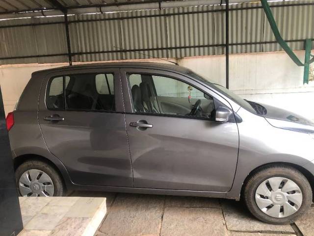 https://images10.gaadi.com/usedgaadi-sellcar/UsedCar/f5d44a02a/546f01de-591e-4023-9eb6-397c2b703cda.jpeg?imwidth=6401