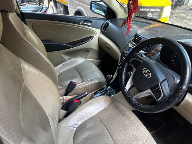 https://images10.gaadi.com/usedgaadi-sellcar/UsedCar/f5d465fba/80821e37-2b64-4265-be87-851e17550e4f.jpeg?imwidth=6401