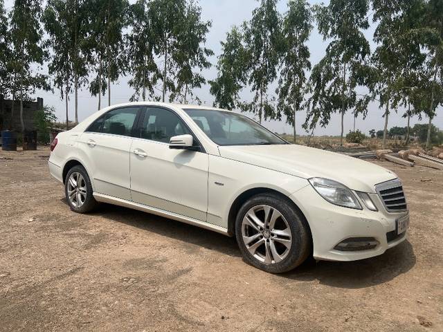 https://images10.gaadi.com/usedgaadi-sellcar/UsedCar/f5d4b435a/bf4d1146-b333-4ba8-9d38-4a0fb552b877.jpg?imwidth=6400
