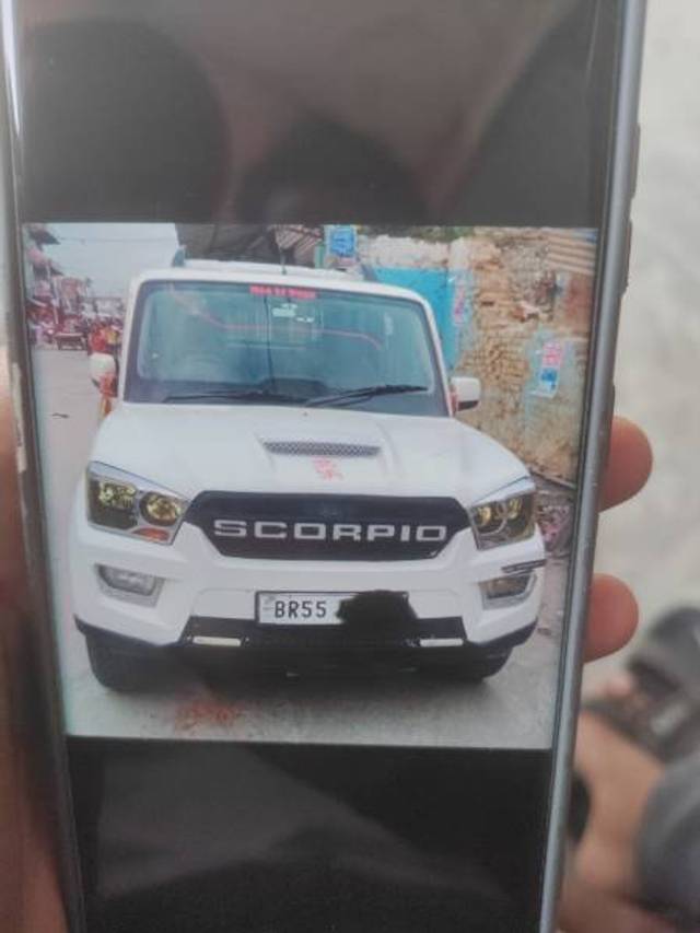 https://images10.gaadi.com/usedgaadi-sellcar/UsedCar/f5d4f156a/68a43ed8-9123-4fcc-8a8d-55b8981f5c90.jpg?imwidth=6400
