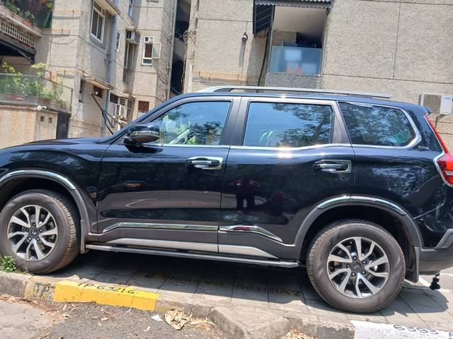 https://images10.gaadi.com/usedgaadi-sellcar/UsedCar/f5d604baa/4d4ed41a-9d19-4f72-bbd1-5c5d79282dfc.jpeg?imwidth=6402