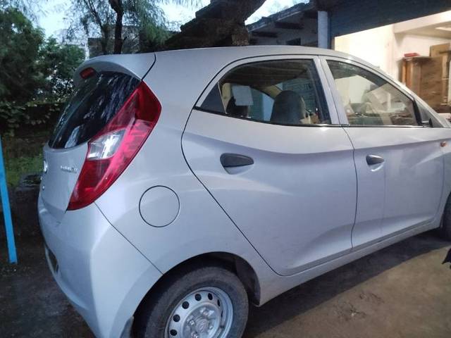 https://images10.gaadi.com/usedgaadi-sellcar/UsedCar/f5d61279a/80e3d068-c345-4252-b8c3-297a6b2df755.jpg?imwidth=6400