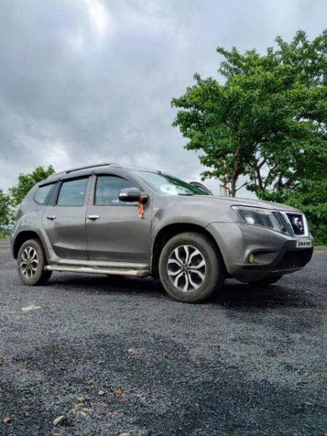 https://images10.gaadi.com/usedgaadi-sellcar/UsedCar/f5d694eea/7ac30d4f-7372-4e3d-8463-9d6f10b5aaf2.jpg?imwidth=6400