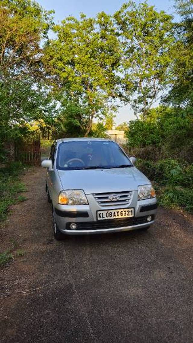 https://images10.gaadi.com/usedgaadi-sellcar/UsedCar/f5d77b6ba/cbc31ba4-f2df-4be4-9732-61f254ea43e1.jpg?imwidth=6400