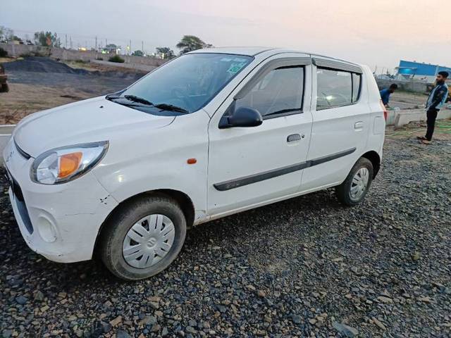 https://images10.gaadi.com/usedgaadi-sellcar/UsedCar/f5d7d477a/91be1998-37fe-4c40-b69a-29fbe5b16461.jpg?imwidth=6400