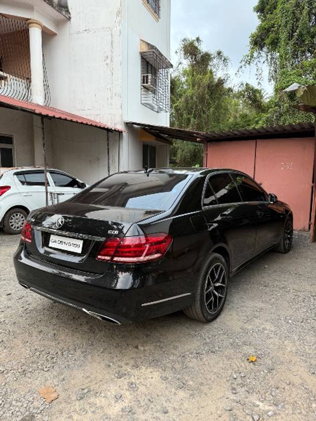 https://images10.gaadi.com/usedgaadi-sellcar/UsedCar/f5d88ef6a/e9432d04-619c-417f-884e-bd4178ae952c.jpeg?imwidth=6402