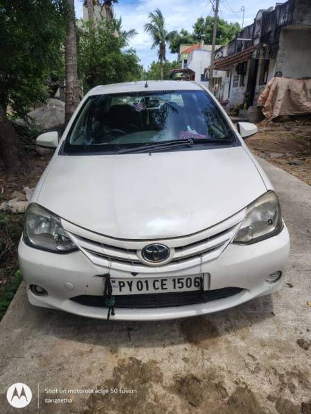 https://images10.gaadi.com/usedgaadi-sellcar/UsedCar/f5d89473a/1c81104e-644f-44c8-bb10-69d1d35d0b24.jpg?imwidth=6402