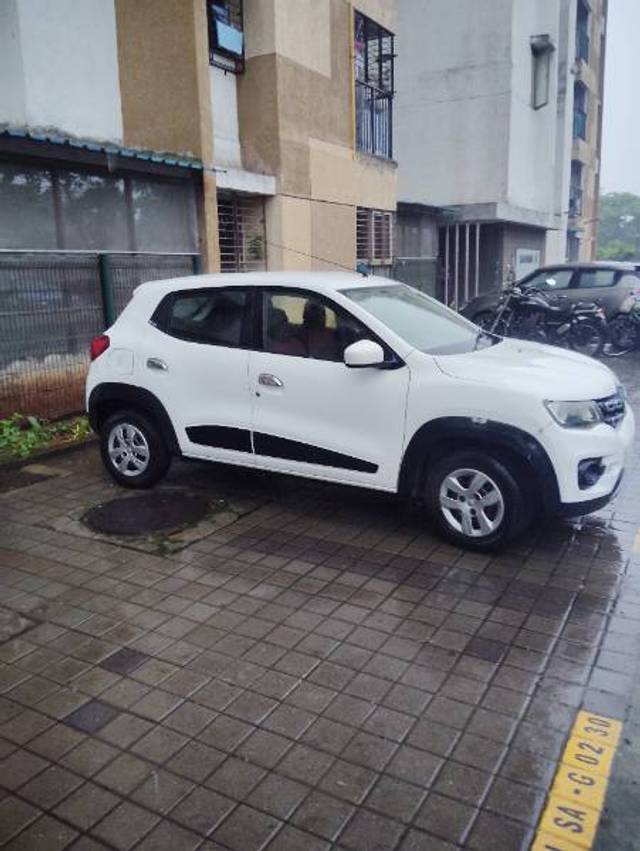 https://images10.gaadi.com/usedgaadi-sellcar/UsedCar/f5d8e7a3a/a53b5f50-204e-4c55-ad7e-e7d146bdd5f0.jpg?imwidth=6402
