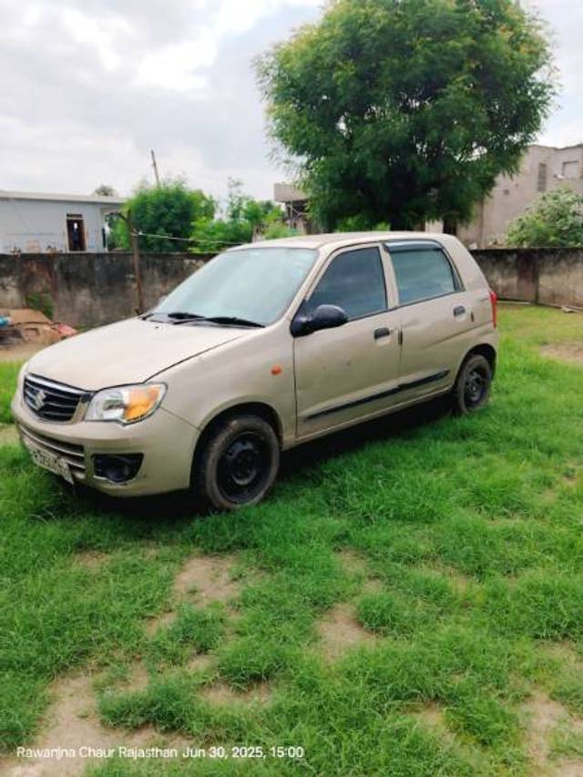 https://images10.gaadi.com/usedgaadi-sellcar/UsedCar/f5d9f505a/727a3cf3-ab61-4611-a876-24fb5697c082.jpg?imwidth=6402