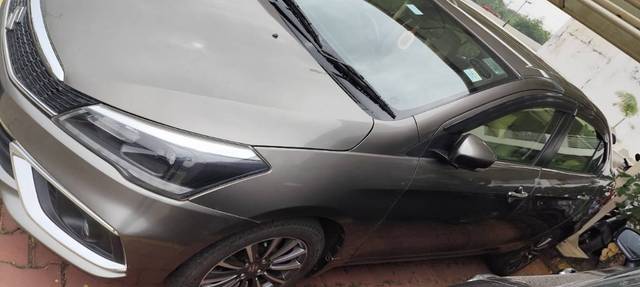 https://images10.gaadi.com/usedgaadi-sellcar/UsedCar/f5da404ca/d65a0261-3634-4d29-bf2a-0b51489dd1aa.jpeg?imwidth=6400