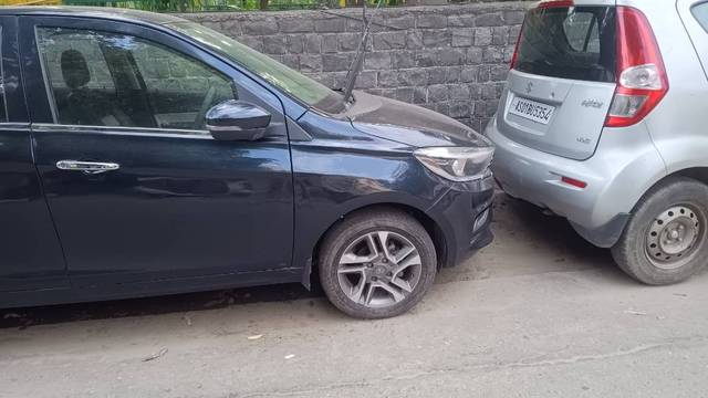 https://images10.gaadi.com/usedgaadi-sellcar/UsedCar/f5da5886a/a0e9954a-c914-4335-a71b-20b5dbc90c71.jpeg?imwidth=6402