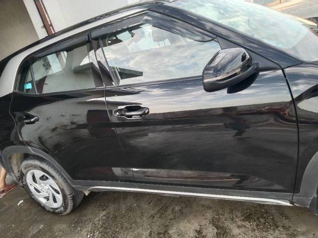 https://images10.gaadi.com/usedgaadi-sellcar/UsedCar/f5dad826a/6d5c696d-42ee-4c85-989c-855ee5ec2452.jpg?imwidth=6401