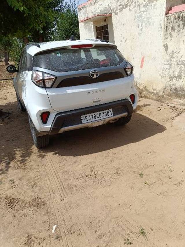 https://images10.gaadi.com/usedgaadi-sellcar/UsedCar/f5db0848a/27a4de11-144a-47be-b728-300fd517cf58.jpg?imwidth=6402
