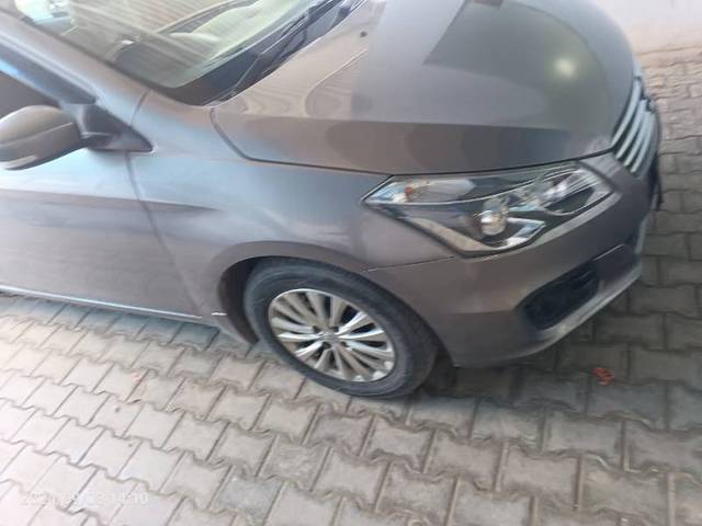 https://images10.gaadi.com/usedgaadi-sellcar/UsedCar/f5db65ada/d77dac60-881a-4010-a271-fbdfa515f1d0.jpg?imwidth=6401