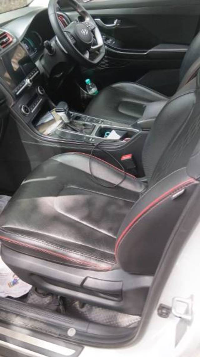https://images10.gaadi.com/usedgaadi-sellcar/UsedCar/f5db8ff8a/60a1b920-6adc-4163-8d43-e4090b283f2c.jpg?imwidth=6401