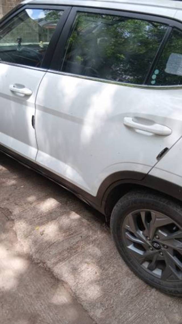 https://images10.gaadi.com/usedgaadi-sellcar/UsedCar/f5db8ff8a/65ee35a1-949b-490f-a6fc-2efae3e5483f.jpg?imwidth=6402