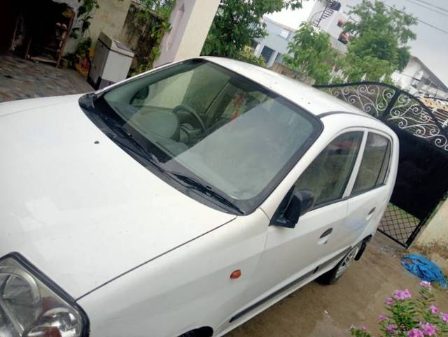 https://images10.gaadi.com/usedgaadi-sellcar/UsedCar/f5db9af9a/d62c3a82-3c4f-4f0e-92db-feab6b9ae4bd.jpg?imwidth=6400