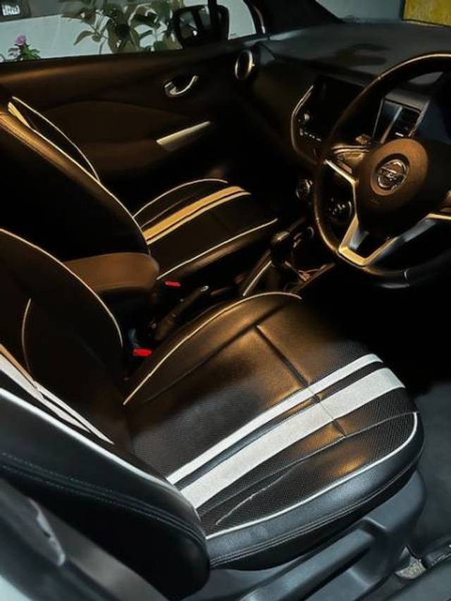 https://images10.gaadi.com/usedgaadi-sellcar/UsedCar/f5dc258aa/656c4916-0437-400c-a07b-5cb5b6052958.jpg?imwidth=6402