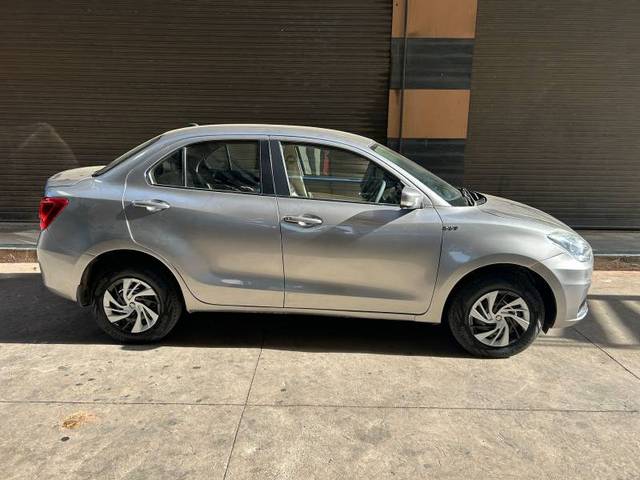 https://images10.gaadi.com/usedgaadi-sellcar/UsedCar/f5dc474da/e1d75896-4fe0-4a7a-97ff-aaaa3acbe7e7.jpg?imwidth=6400
