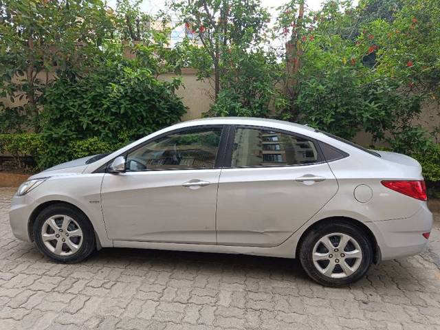 https://images10.gaadi.com/usedgaadi-sellcar/UsedCar/f5dcbad6a/896e9df7-0390-4cea-aa8a-41d5646169fc.jpg?imwidth=6402
